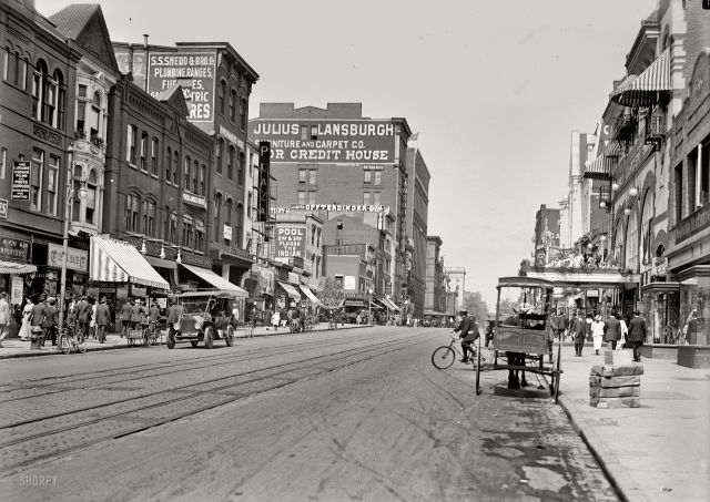 American Cities in the Early 20th Century