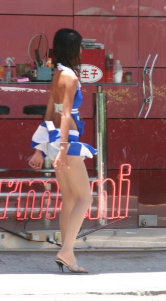Provocative Attire Makes More Men Nuts for Betel Nuts