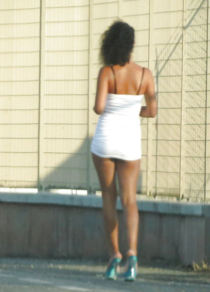 These Hookers Know What to Wear to Attract Immediate Attention. Part 2