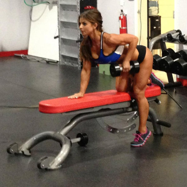 Girls That Are Just Too Fit to Flop!
