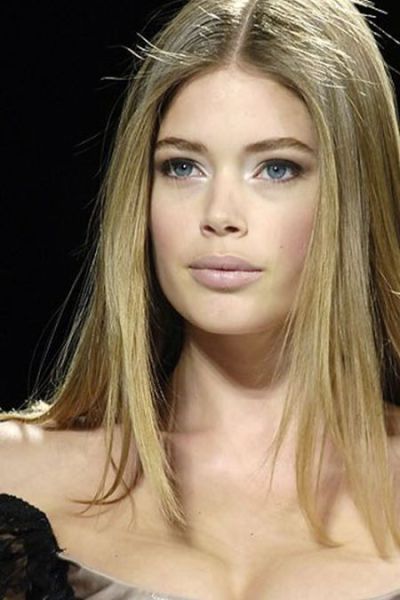Smoking Hot Models from Around the World!