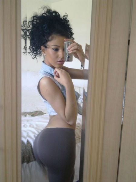 What’s Not to Love about Yoga Pants? Part 2 What’s Not to Love about Yoga Pants? Part 2