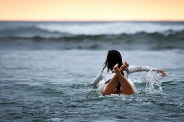 Wet ‘n Wild Surfer Chicks