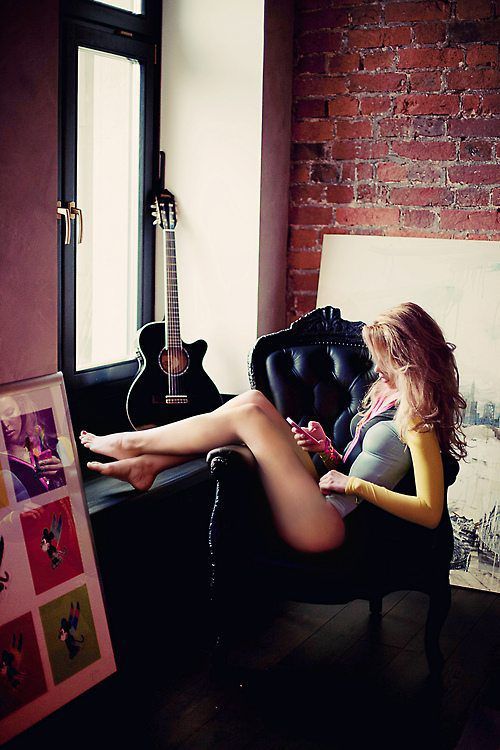 Luscious, Leggy Ladies