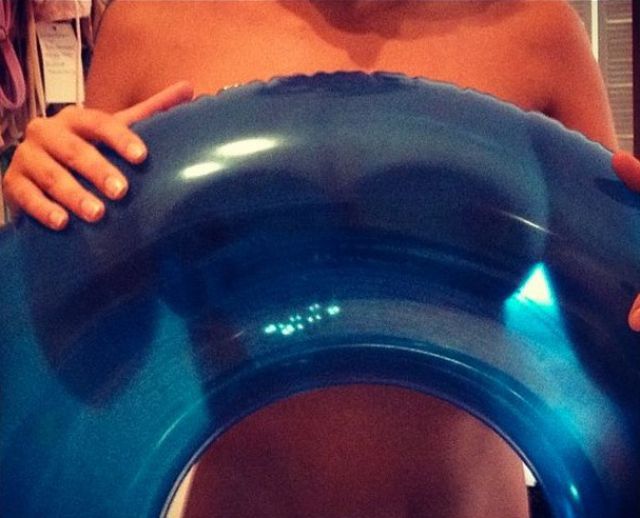 A Sneaky Backstage Look at the Sports Illustrated 2013 Swimsuit Models