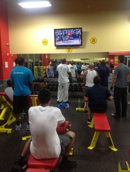 Hilarious Gym Moments Caught On Camera 44 Pics 2 S