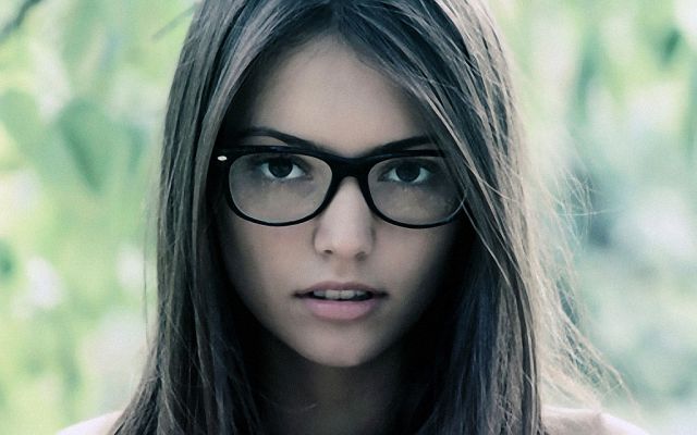 Bespectacled Beauties
