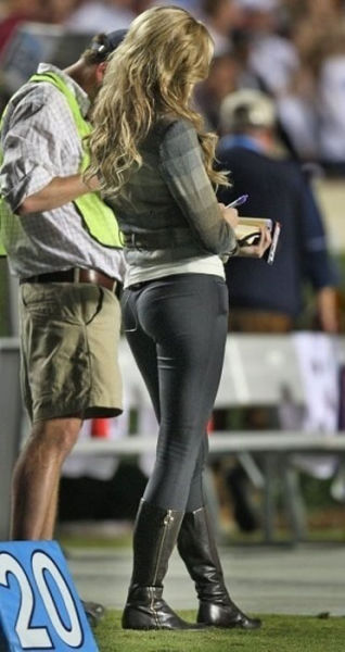 What’s Not to Love about Yoga Pants? Part 5