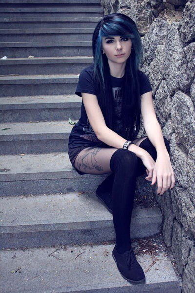 The Sometimes Scary but Still Cute Emo Girls