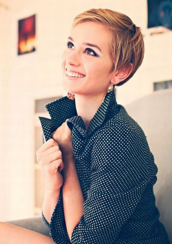 Beauty Is Epitomised in This Gallery of Girls