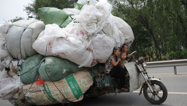 Chinese Drivers Give New Meaning to the Term �Abnormal Load�