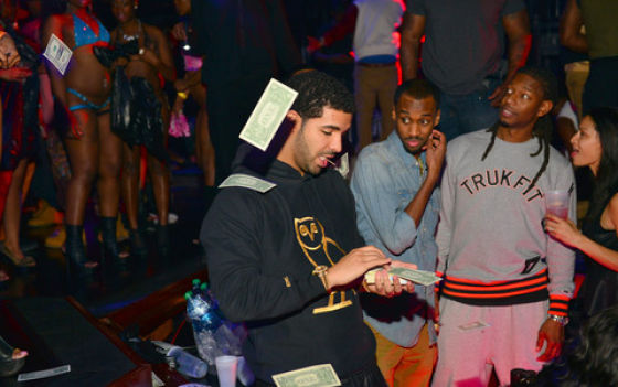 It Rains Money When Drake Visits a Strip Club
