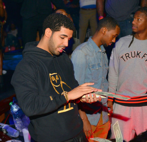 It Rains Money When Drake Visits a Strip Club