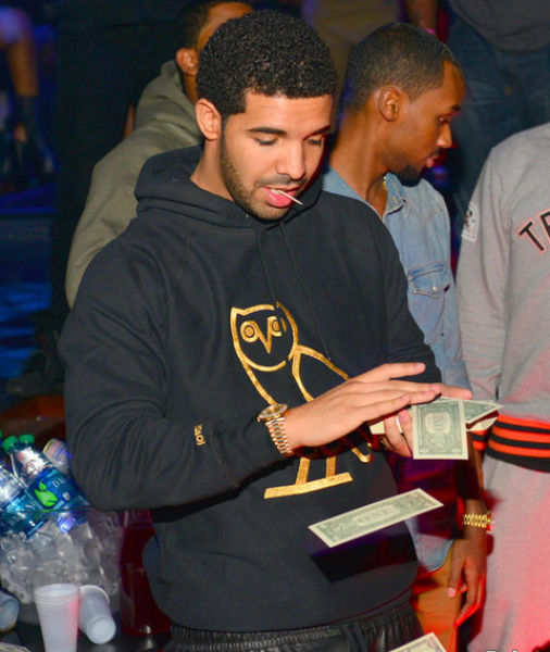 It Rains Money When Drake Visits a Strip Club