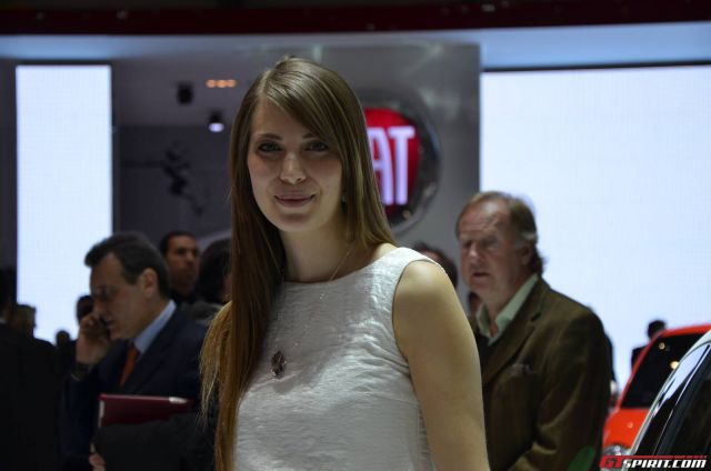 The Attractive Ladies of the Geneva Motor Show 2013