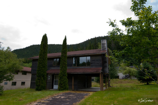 A Canadian Ghost Town That Is Stuck In Time