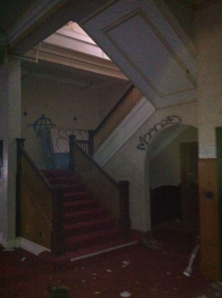 Derelict New York City Hotel Remains Abandoned