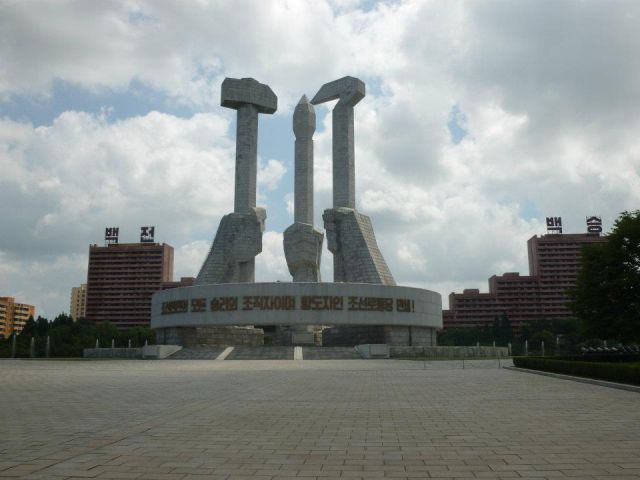 Tourist Photos Document a Journey around North Korea