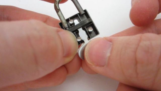 Did You Know That a Paperclip Is an Excellent Lock-Picking Tool?