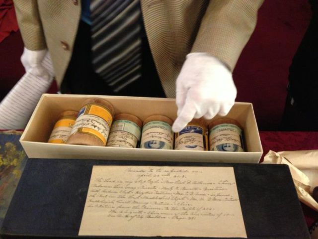 A First Look at the Items inside a 100 Year Old Time Capsule