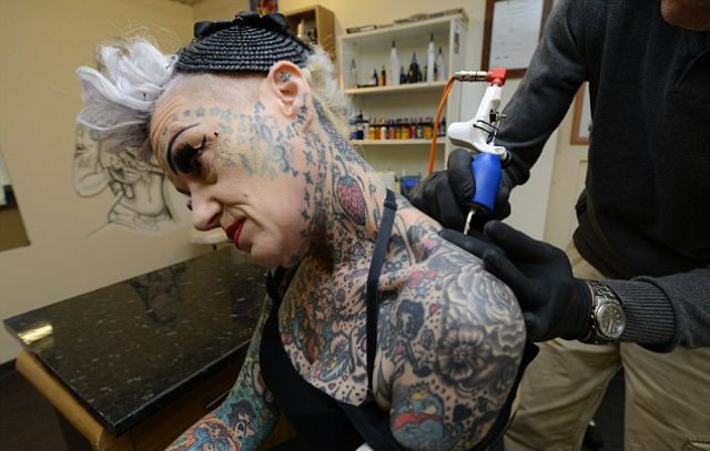 This Woman Chose an Unusual Way of Dealing with Her This Woman Chose an Unusual Way of Dealing with Her