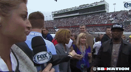 embarrassing_examples_of_people_in_totally_awkward_situations_11.gif
