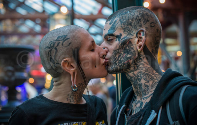Tattoo Lovers Flock to London for the International Tattoo Festival ...