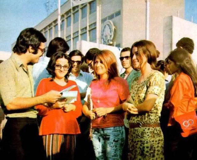 A Look At Life In Iran During The ‘60s And ‘70s 31 Pics