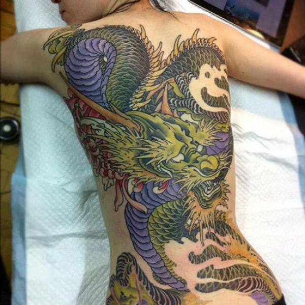 totally_nuts_for_tattoos_640_26.jpg