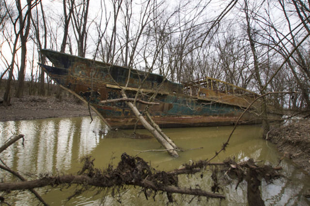 Kayakers Uncover a Ghost Ship on the Ohio River