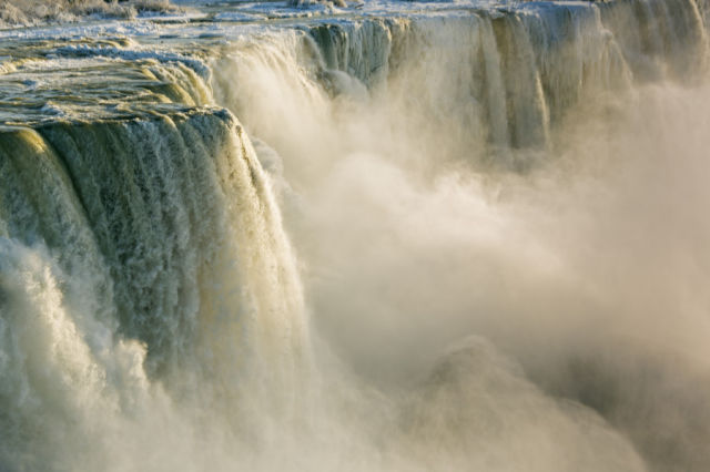 Zoomed Out Pics of Iconic Landscapes