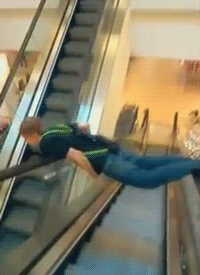 the_oddest_sights_ever_spotted_in_malls_18.gif