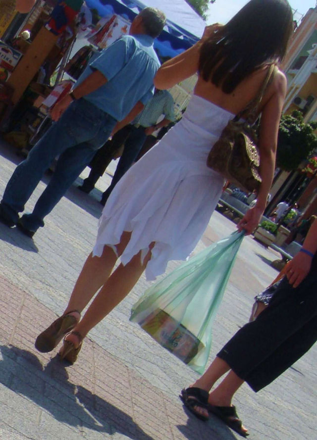 Ladies in See-Through Dresses (47 pics) - Izismile.com