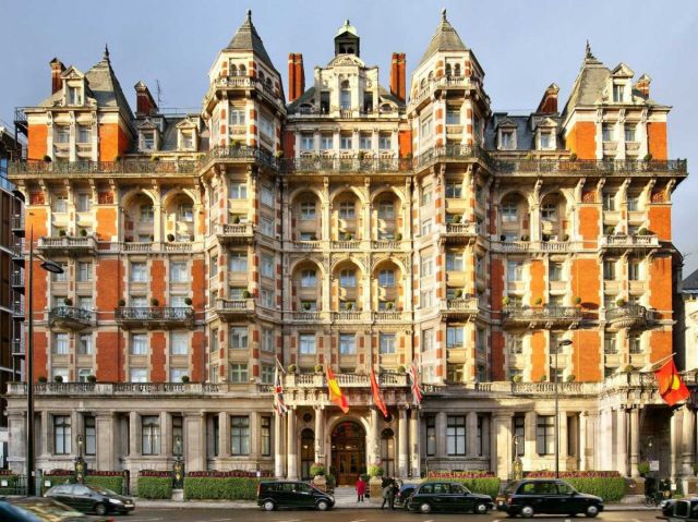 londons_swankiest_hotels_that_cost_a_pre