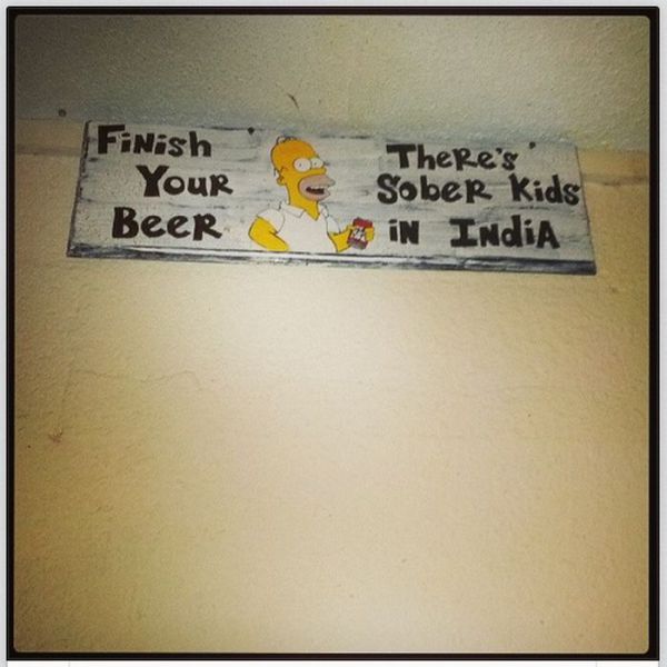 the_wittiest_bar_signs_ever_made_640_03.