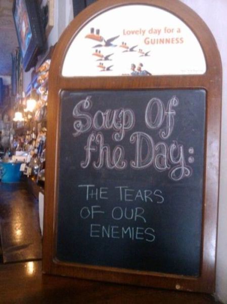 the_wittiest_bar_signs_ever_made_640_11.