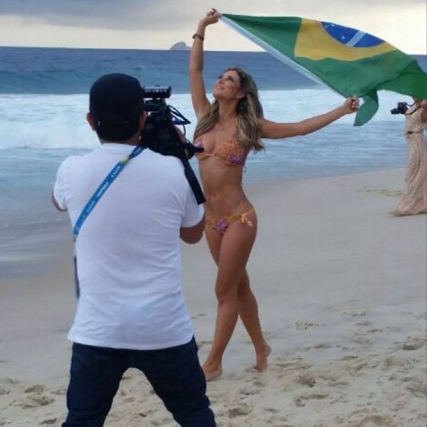 Vanessa Huppenkothe Is Probably the World’s Sexiest Reporter