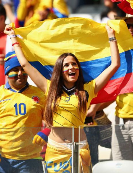 Beautiful Girls Who Came Out to Support Their World Cup Teams