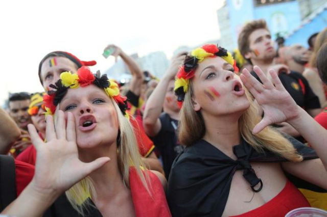 Beautiful Girls Who Came Out to Support Their World Cup Teams