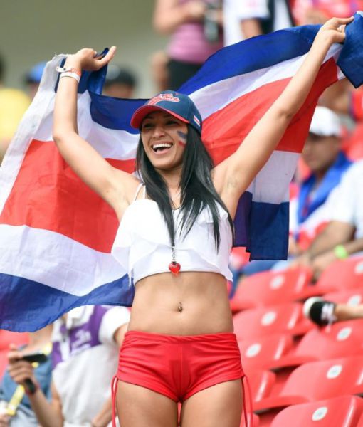 Beautiful Girls Who Came Out to Support Their World Cup Teams