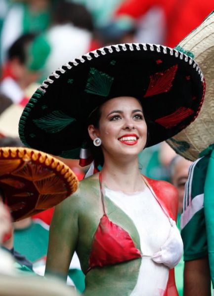 Beautiful Girls Who Came Out to Support Their World Cup Teams
