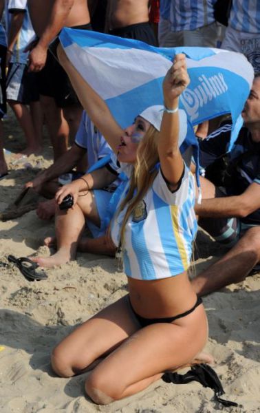 Beautiful Girls Who Came Out to Support Their World Cup Teams