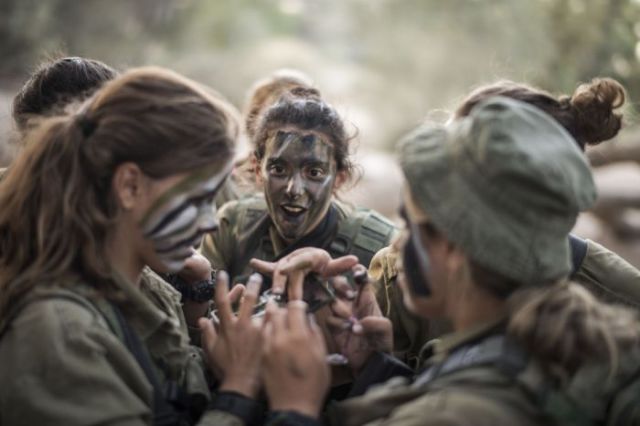the_real_women_serving_in_the_israeli_ar
