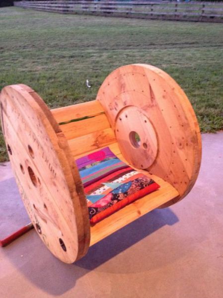 a_diy_comfy_cable_wheel_chair_that_is_a_