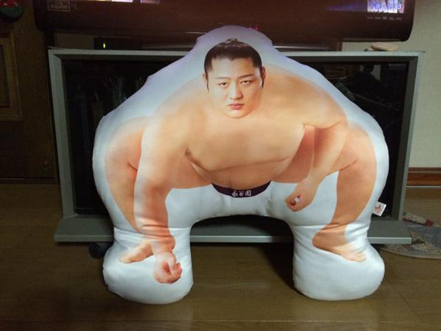 Now You Can Sleep on a Sumo Wrestler’s Butt