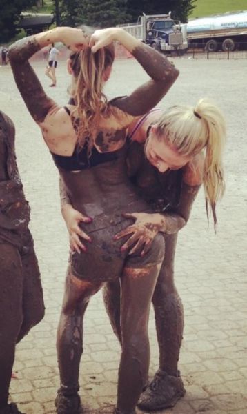 It’s Always More Fun When Girls Get Dirty!