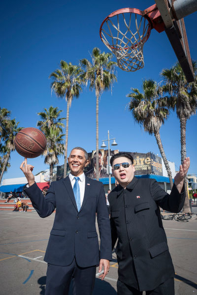 Impersonators of Obama and Kim Jong-un Hanging Out Together in LA