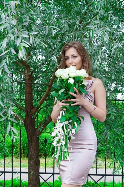 A Cute Russian Teacher That Will Make You Want to Go Back to School