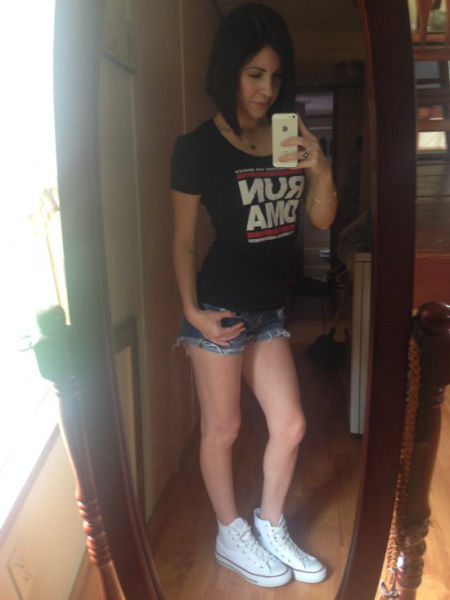 Hot Girls Rock Their Short Shorts