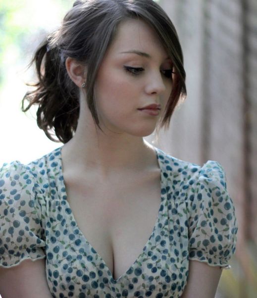 A Few Gorgeous Girls Will Make Your Day So Much Better